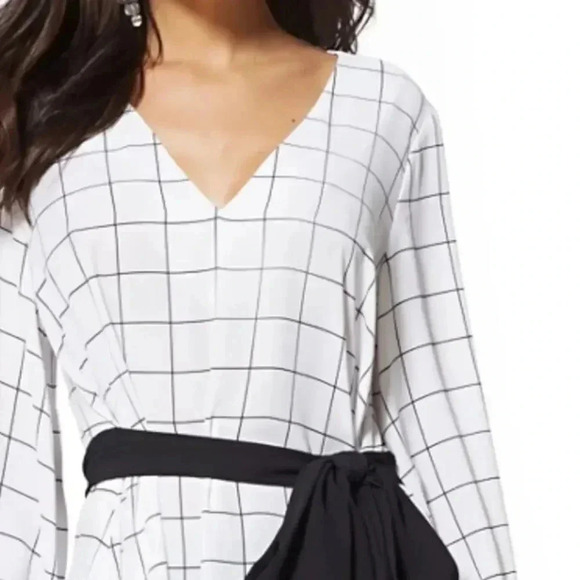 New york & COMPANY BLOUSE WHITE & BLACK PLAID V NECK MIDI BELTED SIZE Large - Picture 3 of 6